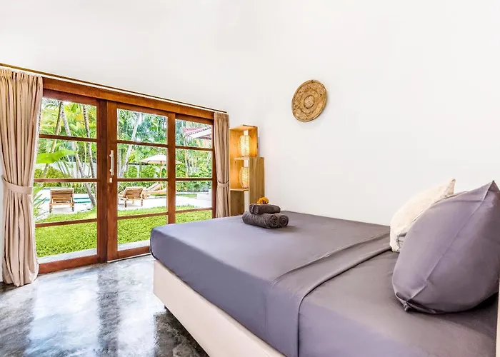 Berlin - Private 6 Bdr In With Pool And Garden