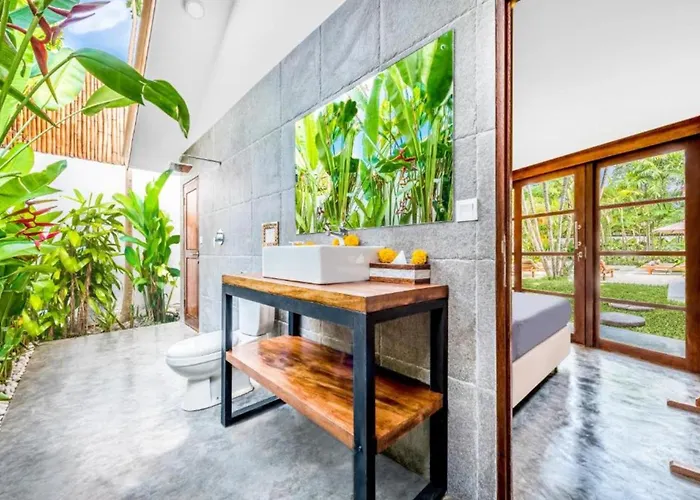 Berlin - Private 6 Bdr In With Pool And Garden Villa